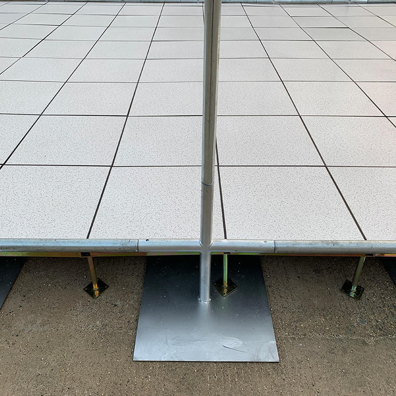 5 x 7 m großes Reliefzelt mit membranüberzogener Stahlrahmenkonstruktion vom Typ A