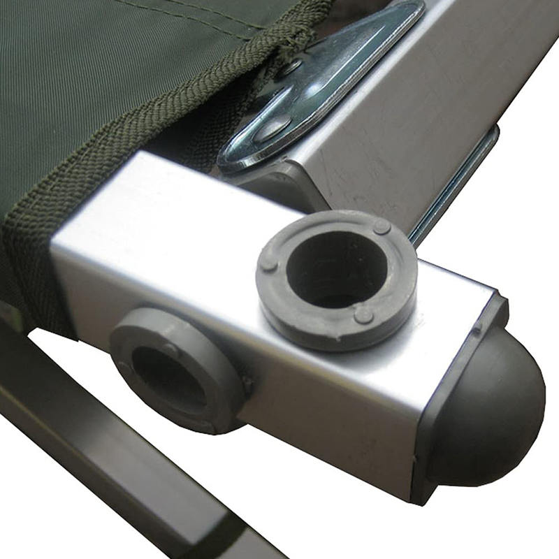 Zusammenklappbares Feldbett aus Aluminium