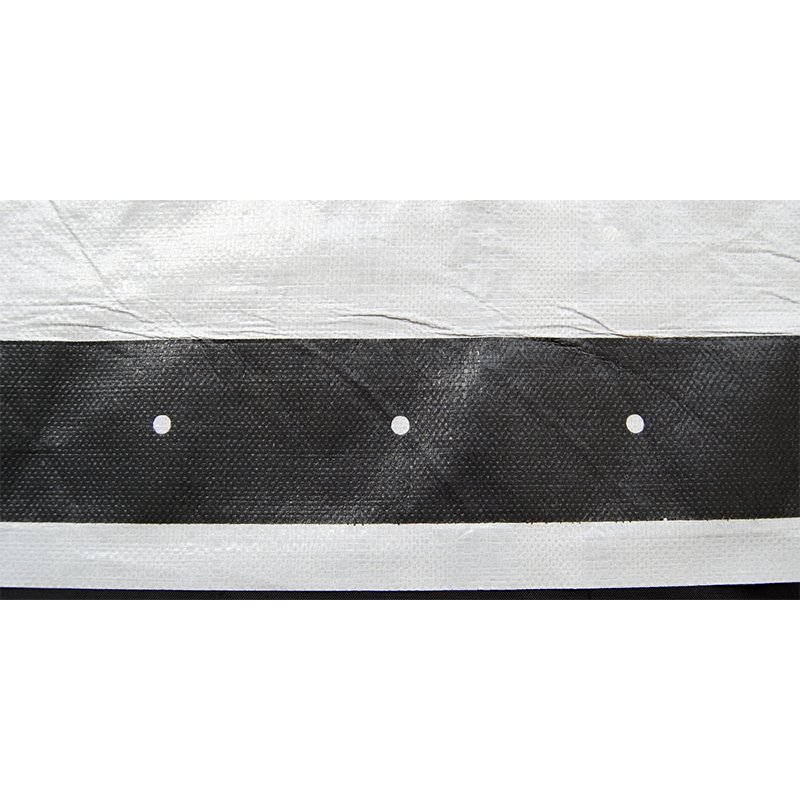 4 x 6 m große Notfallplane aus Kunststoff